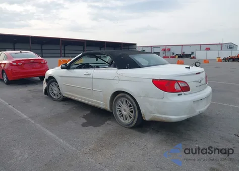 2008 Chrysler Sebring Touring z USA, uszkodzony, nr VIN 1C3LC55R88N247634